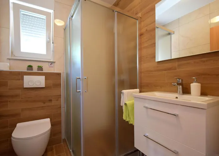 Gloria-ferienhaus Im Gruenen By Interhome Nyaraló Risika